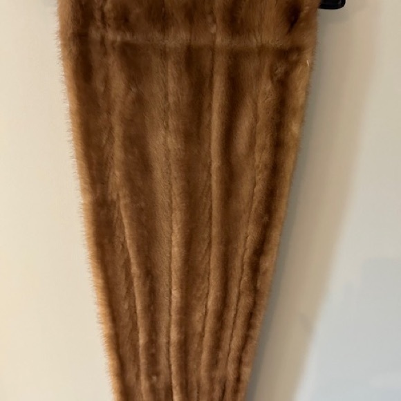 1950'S FUR STOLE WITH POCKETS - Picture 1 of 7